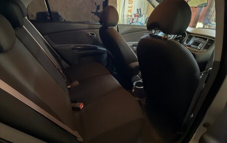 KIA Rio II, 2009 год, 600 000 рублей, 10 фотография
