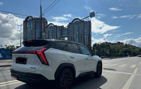 Geely Atlas, 2023 год, 2 850 000 рублей, 8 фотография