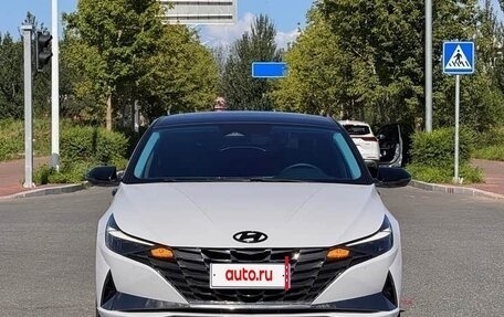 Hyundai Elantra, 2023 год, 1 210 000 рублей, 2 фотография