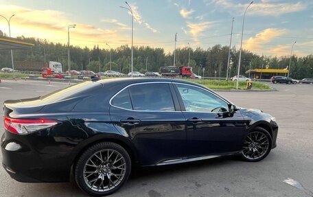 Toyota Camry, 2019 год, 2 500 000 рублей, 2 фотография