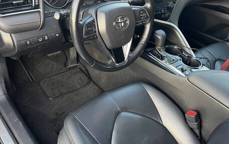 Toyota Camry, 2019 год, 2 500 000 рублей, 5 фотография