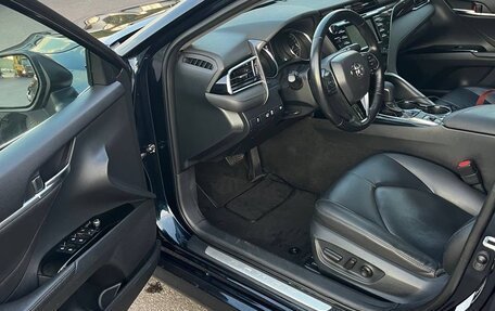 Toyota Camry, 2019 год, 2 500 000 рублей, 6 фотография