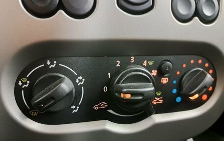 Renault Sandero I, 2012 год, 530 000 рублей, 15 фотография
