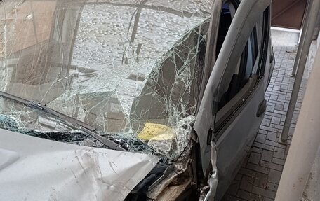 Renault Sandero I, 2011 год, 300 000 рублей, 5 фотография