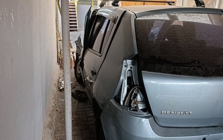 Renault Sandero I, 2011 год, 300 000 рублей, 2 фотография