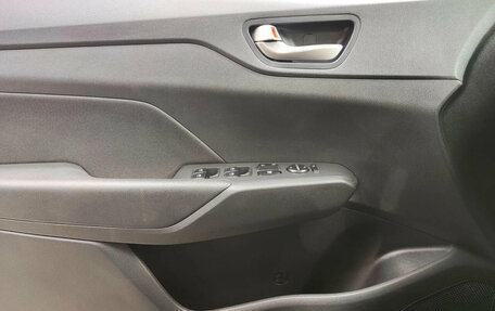 Hyundai Solaris II рестайлинг, 2018 год, 1 310 750 рублей, 6 фотография
