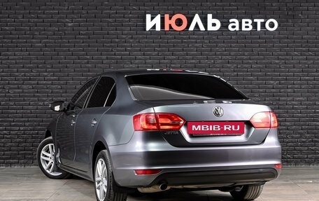 Volkswagen Jetta VI, 2012 год, 710 000 рублей, 8 фотография