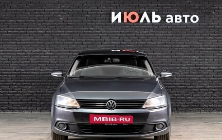 Volkswagen Jetta VI, 2012 год, 710 000 рублей, 3 фотография