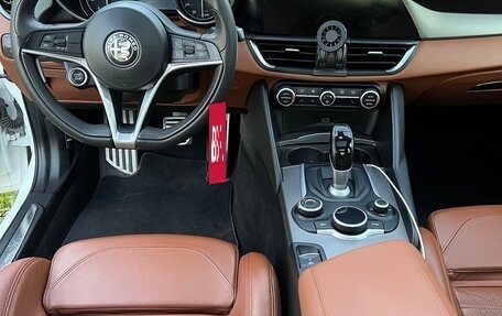 Alfa Romeo Giulia II, 2017 год, 3 113 000 рублей, 8 фотография