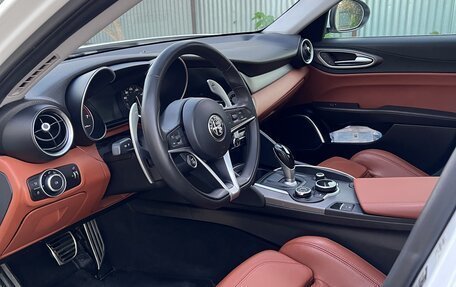 Alfa Romeo Giulia II, 2017 год, 3 113 000 рублей, 12 фотография