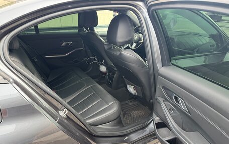 BMW 3 серия, 2021 год, 3 990 000 рублей, 11 фотография