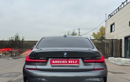 BMW 3 серия, 2021 год, 3 990 000 рублей, 6 фотография