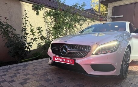 Mercedes-Benz CLS, 2017 год, 2 500 000 рублей, 2 фотография