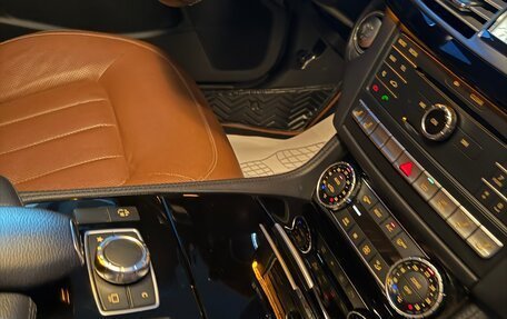 Mercedes-Benz CLS, 2017 год, 2 500 000 рублей, 10 фотография