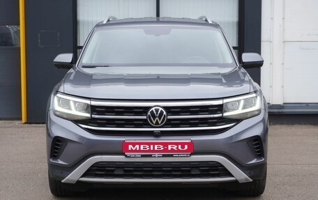 Volkswagen Teramont I, 2021 год, 3 875 000 рублей, 2 фотография
