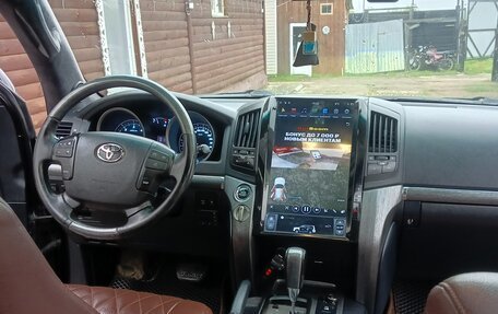 Toyota Land Cruiser 200, 2008 год, 3 599 999 рублей, 12 фотография