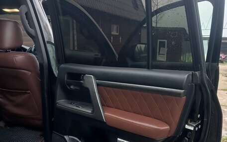 Toyota Land Cruiser 200, 2008 год, 3 599 999 рублей, 20 фотография