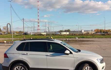 Volkswagen Tiguan II, 2019 год, 2 080 000 рублей, 4 фотография