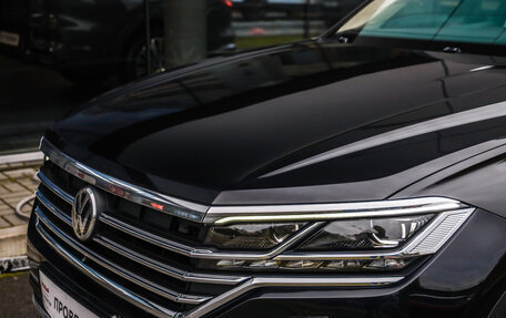 Volkswagen Touareg III, 2019 год, 4 099 000 рублей, 10 фотография