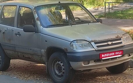 Chevrolet Niva I рестайлинг, 2006 год, 140 000 рублей, 3 фотография