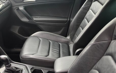 Volkswagen Tiguan II, 2018 год, 2 160 000 рублей, 8 фотография