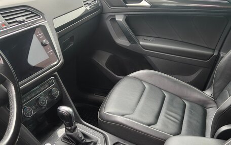 Volkswagen Tiguan II, 2018 год, 2 160 000 рублей, 6 фотография