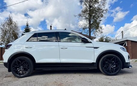 Volkswagen T-Roc I, 2022 год, 2 430 000 рублей, 13 фотография