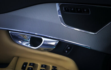 Volvo XC90 II рестайлинг, 2015 год, 3 550 000 рублей, 17 фотография