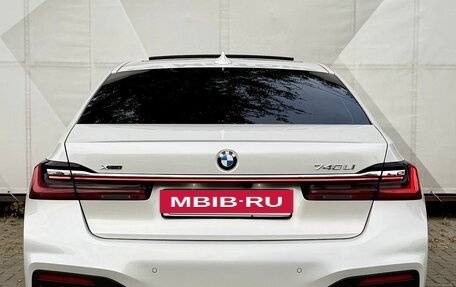 BMW 7 серия, 2021 год, 8 900 000 рублей, 14 фотография