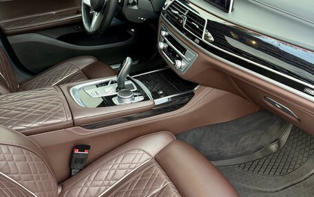 BMW 7 серия, 2021 год, 8 900 000 рублей, 20 фотография