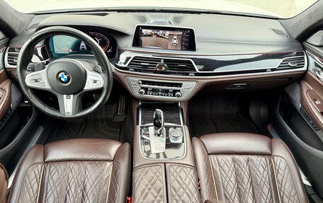 BMW 7 серия, 2021 год, 8 900 000 рублей, 28 фотография