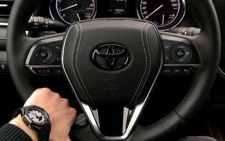 Toyota Camry, 2019 год, 2 900 000 рублей, 8 фотография