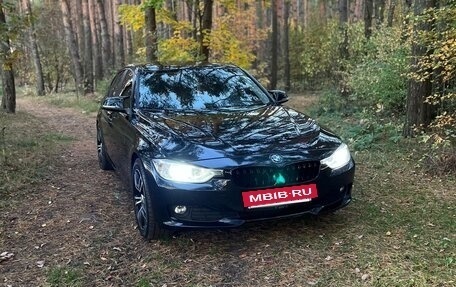 BMW 3 серия, 2014 год, 1 840 000 рублей, 21 фотография