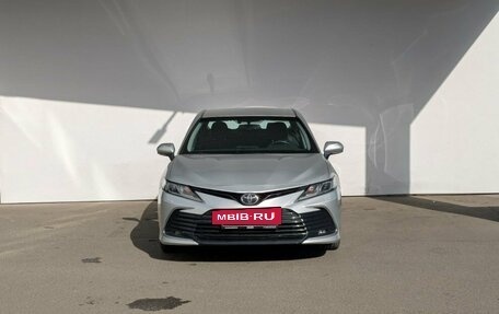 Toyota Camry, 2021 год, 2 990 000 рублей, 2 фотография