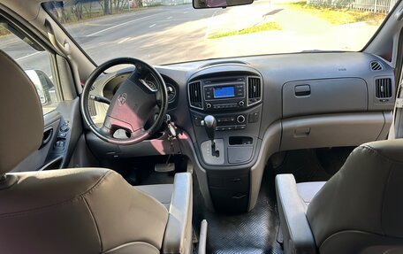 Hyundai Grand Starex Grand Starex I рестайлинг 2, 2019 год, 3 499 000 рублей, 12 фотография