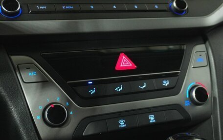 Hyundai Elantra VI рестайлинг, 2018 год, 1 420 000 рублей, 13 фотография
