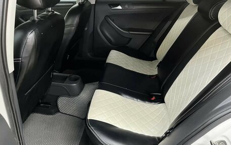 Volkswagen Jetta VI, 2015 год, 1 028 970 рублей, 15 фотография