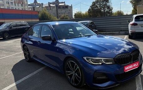 BMW 3 серия, 2019 год, 3 730 000 рублей, 2 фотография