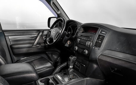 Mitsubishi Pajero IV, 2011 год, 939 000 рублей, 14 фотография