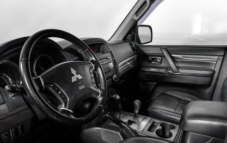 Mitsubishi Pajero IV, 2011 год, 939 000 рублей, 9 фотография