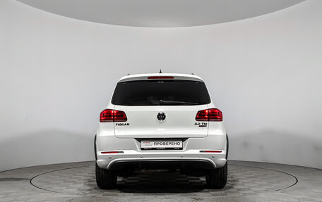 Volkswagen Tiguan I, 2015 год, 1 385 000 рублей, 6 фотография