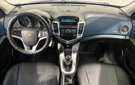 Chevrolet Cruze II, 2012 год, 649 800 рублей, 9 фотография