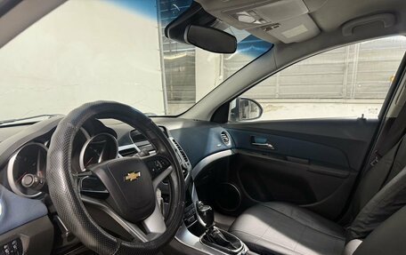 Chevrolet Cruze II, 2012 год, 649 800 рублей, 8 фотография