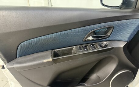 Chevrolet Cruze II, 2012 год, 649 800 рублей, 7 фотография