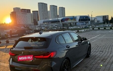 BMW 1 серия, 2019 год, 2 900 000 рублей, 20 фотография