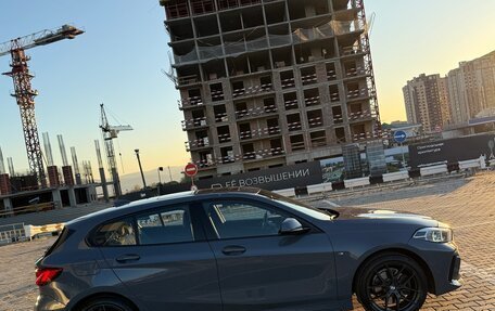 BMW 1 серия, 2019 год, 2 900 000 рублей, 32 фотография