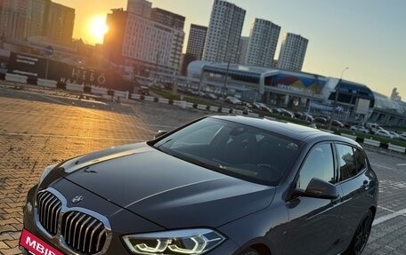 BMW 1 серия, 2019 год, 2 900 000 рублей, 27 фотография
