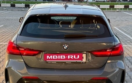 BMW 1 серия, 2019 год, 2 900 000 рублей, 30 фотография