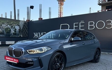 BMW 1 серия, 2019 год, 2 900 000 рублей, 37 фотография