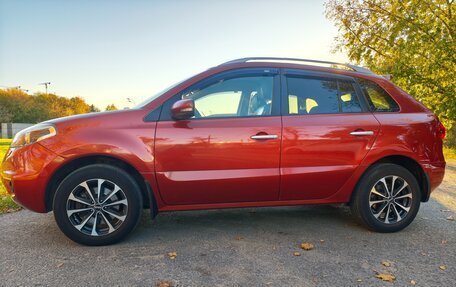 Renault Koleos I рестайлинг 2, 2012 год, 1 000 000 рублей, 2 фотография